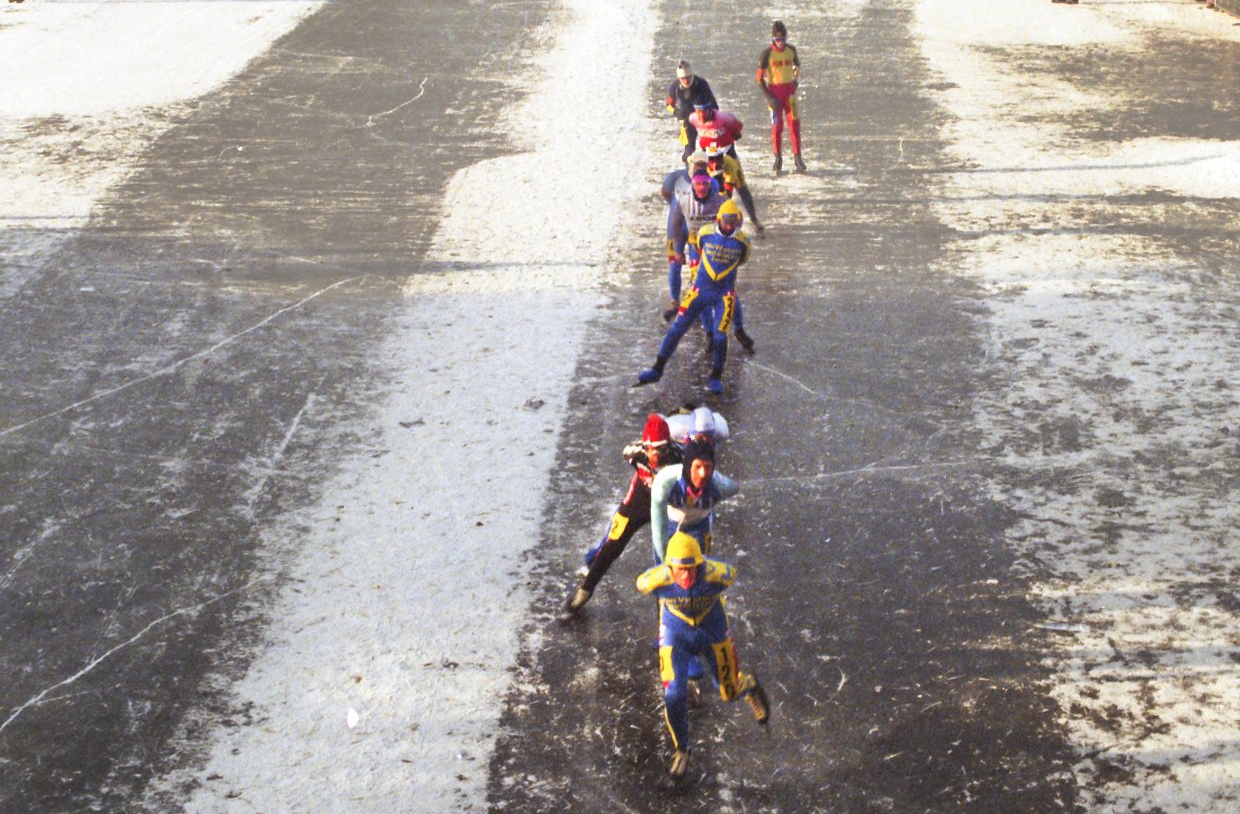 24. er komen nu grotere ploegen schaatsers Dokkum binnen 