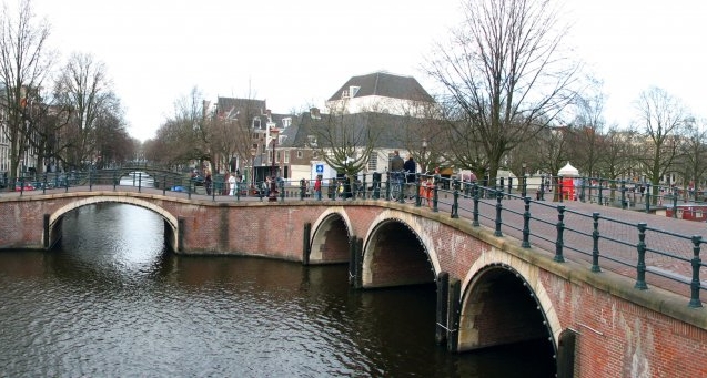 Reguliersgracht Amstelkerk Prinsengracht Amsterdam (31 mrt '06) 