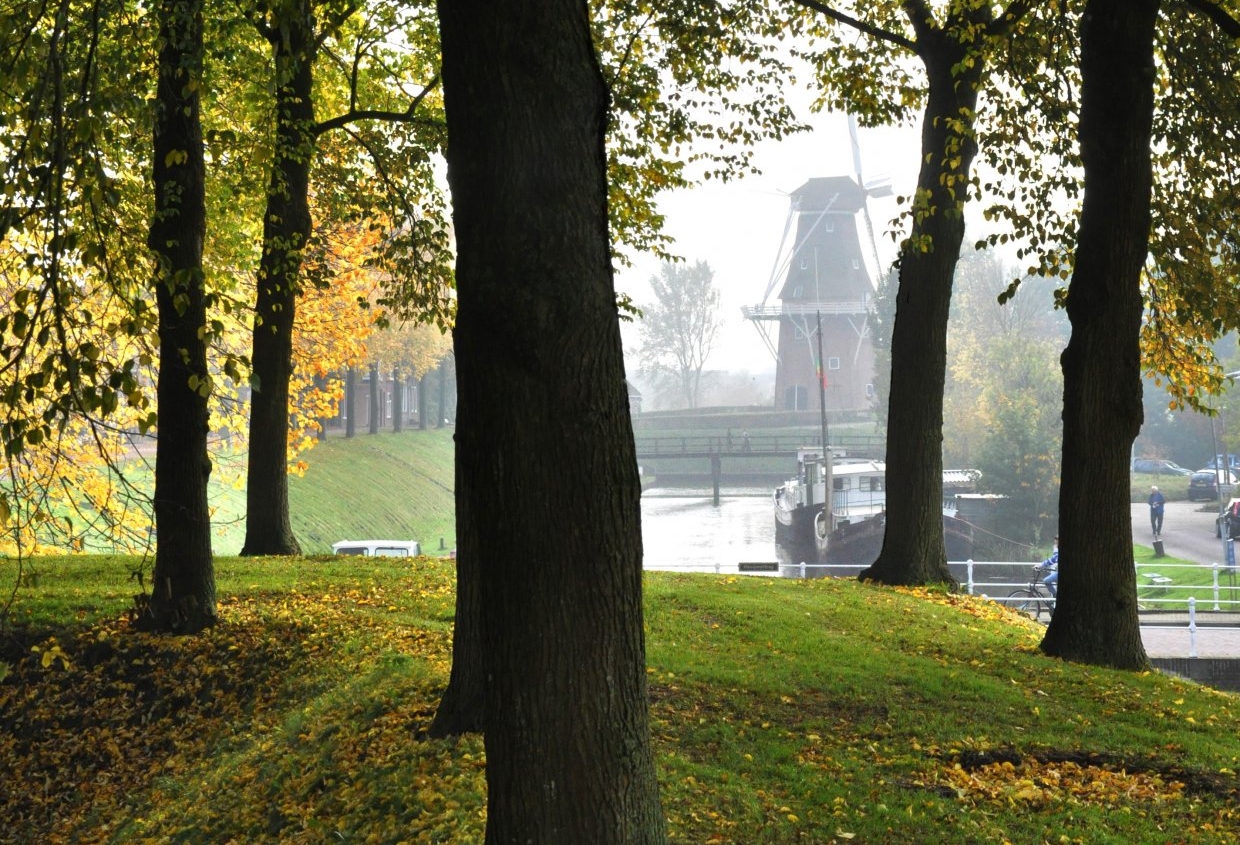 herfstzon Westerbolwerk Dokkum 2 (22 okt '12) 