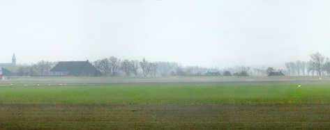 panorama oude Lauwerszeedijk met dijkdoorgangen Alddyk Lioessens toren Anjum 