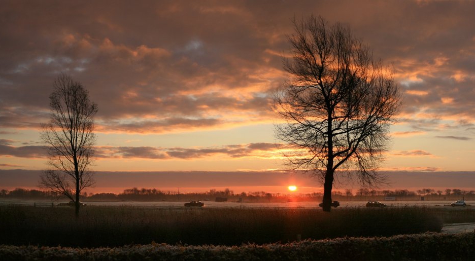 zonsopkomst Dokkum bij de eendenkooi (1 dec '17, 8:45 uur) 