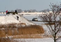 uitkijkpunt geluidswal Kooilanden Dokkum, toren Oostrum (19 dec '09) 